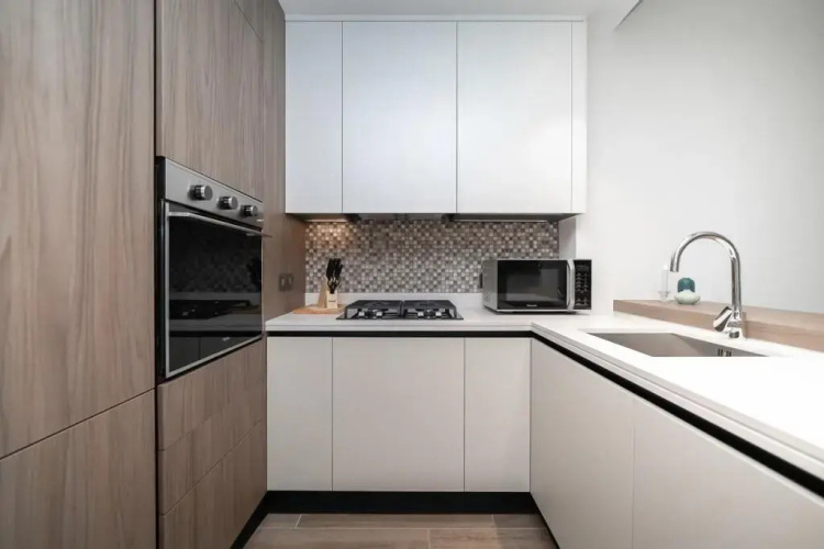 Luxurious apartment with prime location