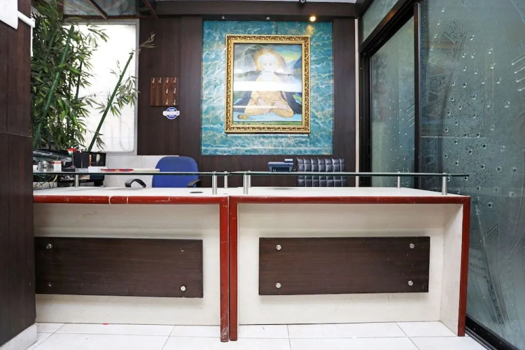 Oyo 23632 Mayfair Residency