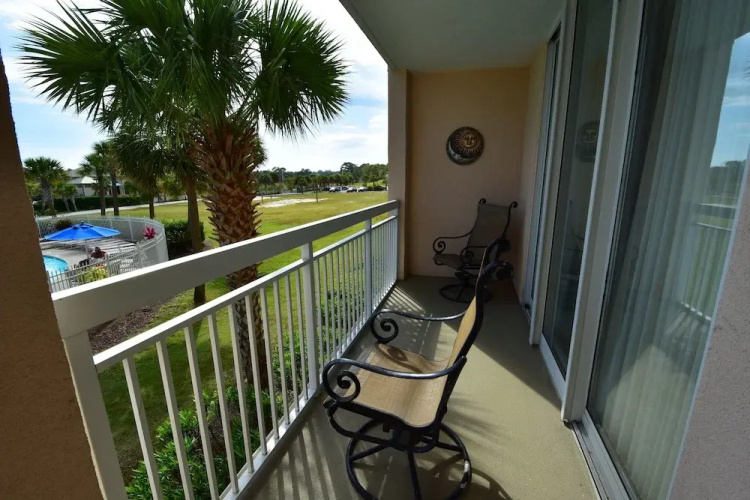 North Tower Apartment 207