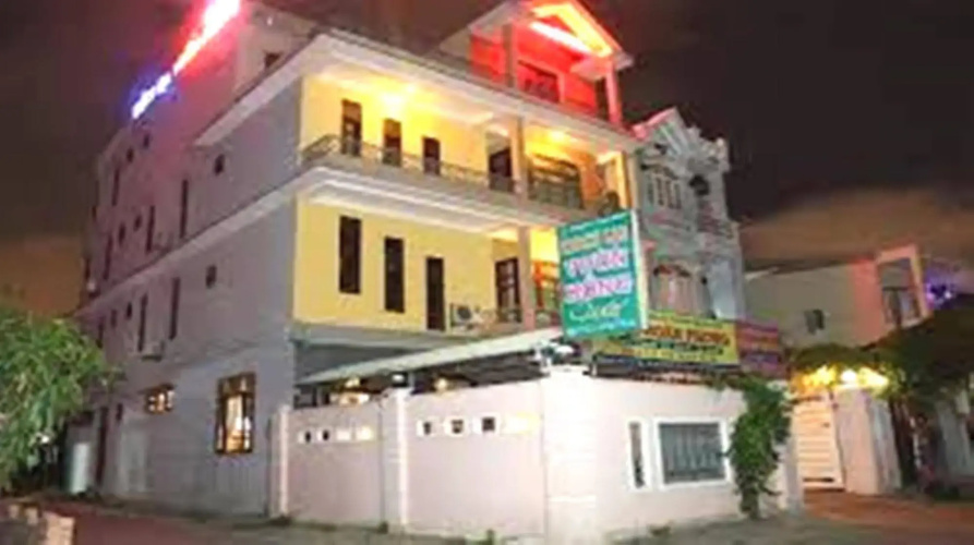 Vuon Hong Hotel