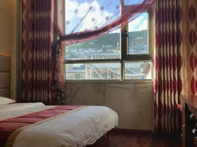 Luqu Langchuan Hotel