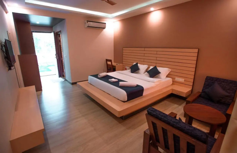 Golden Sands Resort
