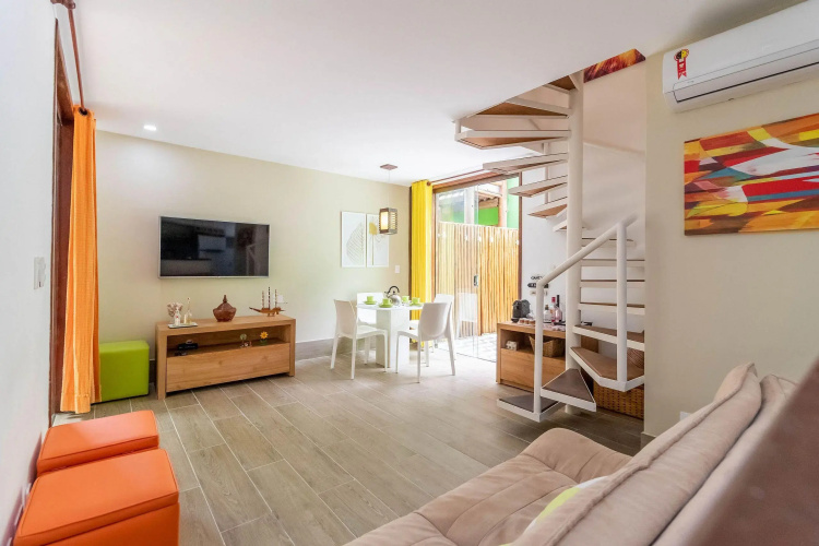 IT12 Bangalô Duplex 2 Suítes Pé na Areia