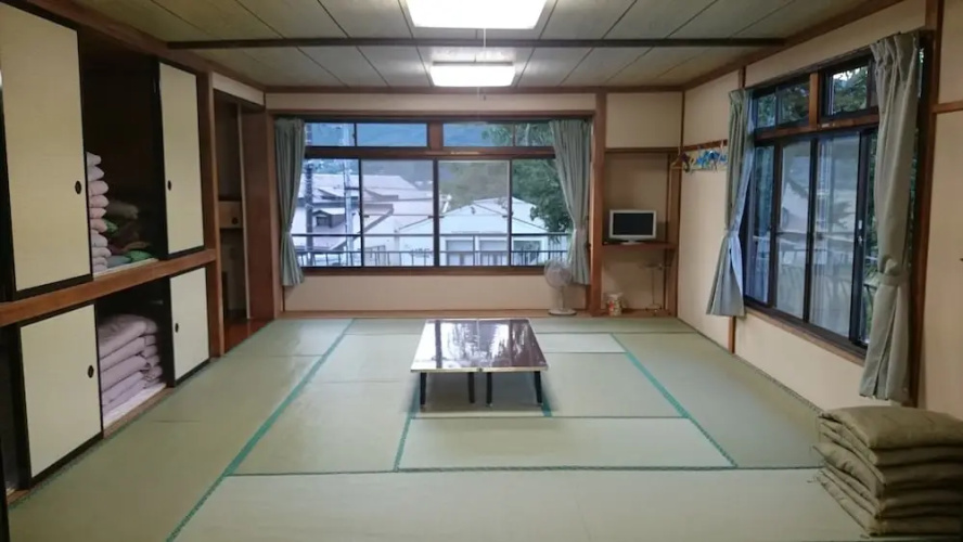 Yagisakien
