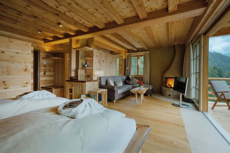 Suite with balcony