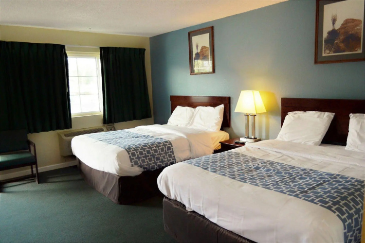 Rodeway Inn