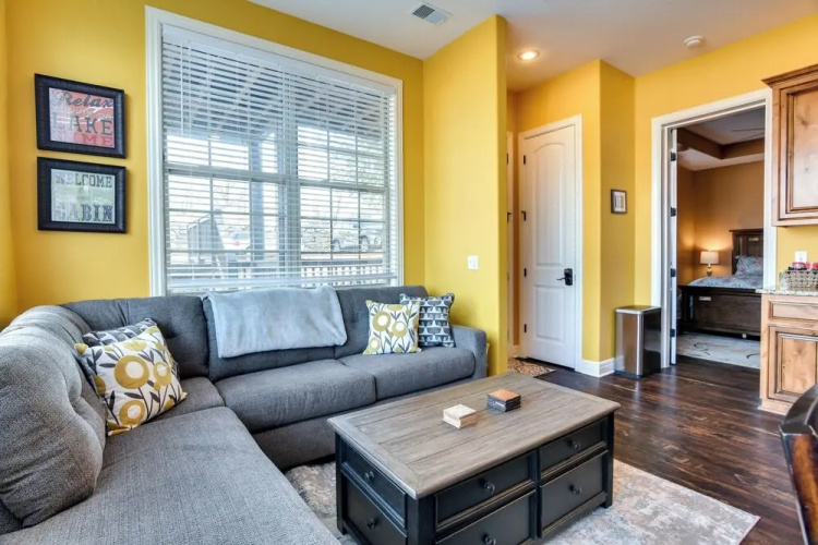 Near Silver Dollar City! Condo w/ Indoor Pool
