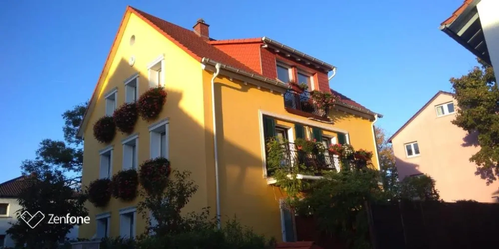 Apartment with balcony