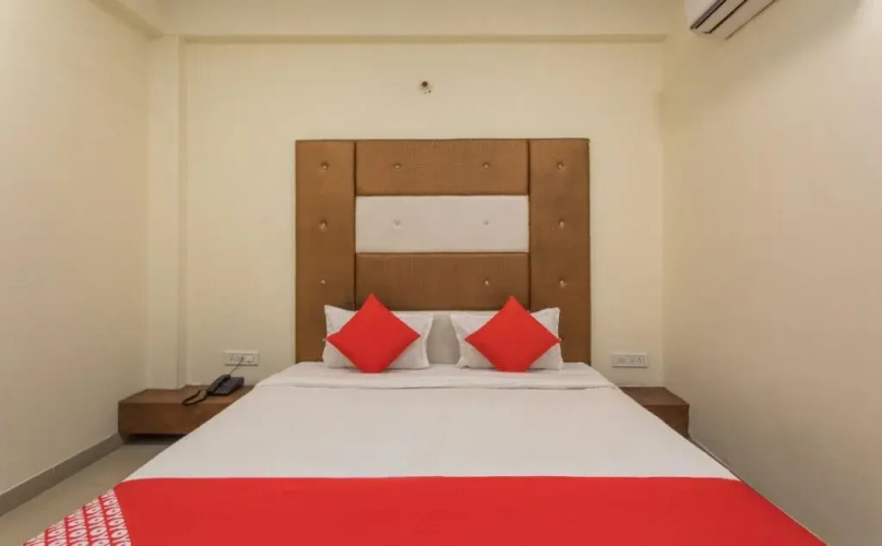 Hotel Atit Villa by OYO Rooms