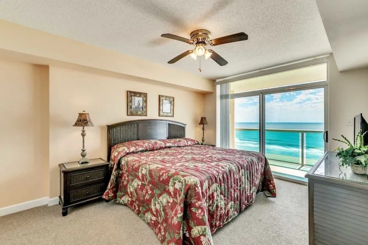 Bluewater Keyes - 606 by RedAwning