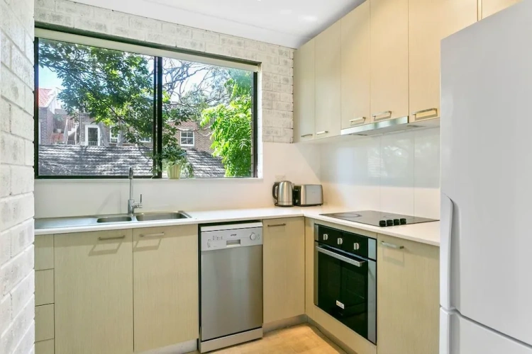 2 Bedrooms Apartment