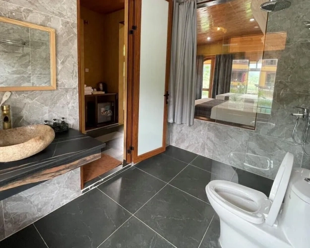 Family Suite with pool view