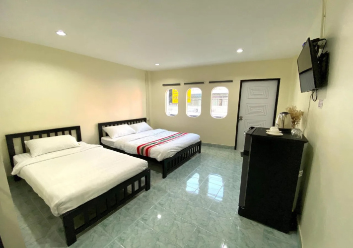 Gate 2 Hostel
