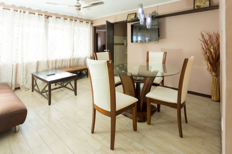 2 Bedrooms Executive Apartment