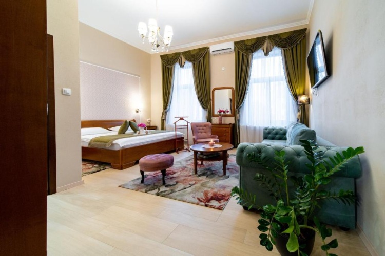 1 Bedroom Apartment