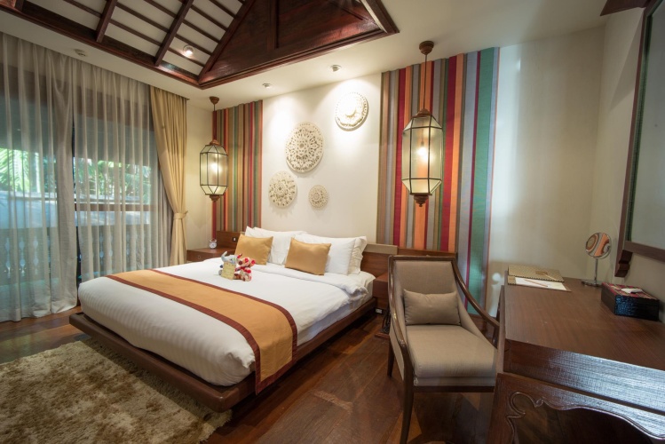 Luxury Suite with balcony