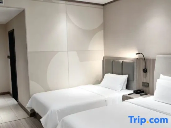 Standard Double room with view