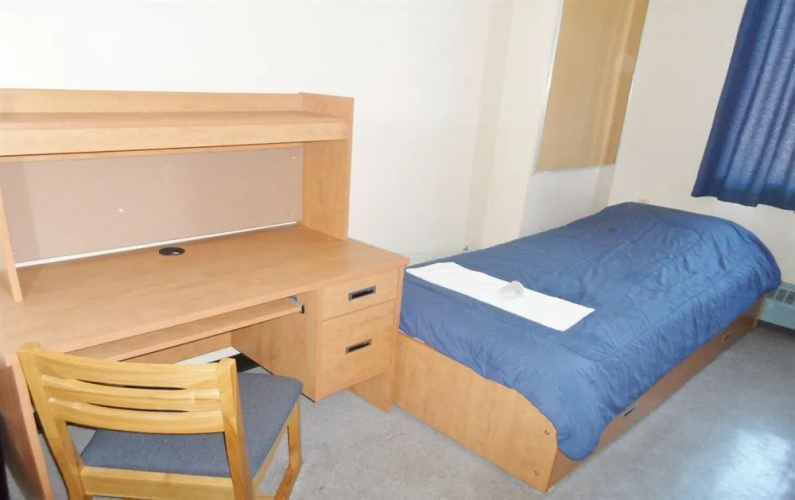 Neill-Wycik Backpackers Hotel