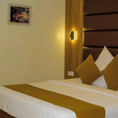 Tevom Hotel and Suites