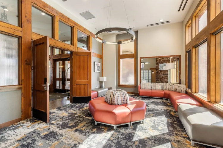 Sun King Suite