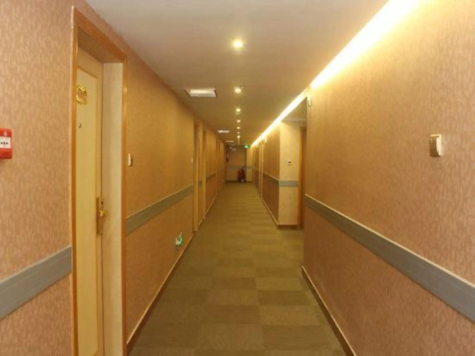 Longxiang Hotel