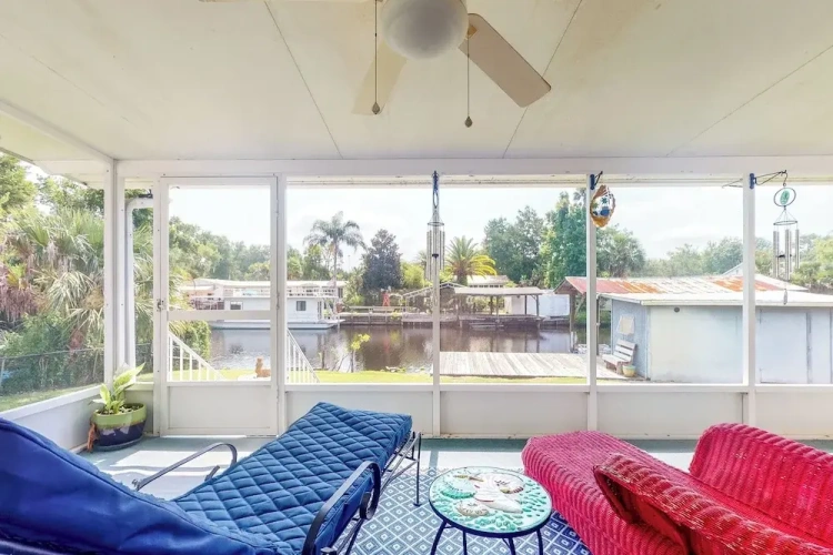 3 Bedrooms Cottage
