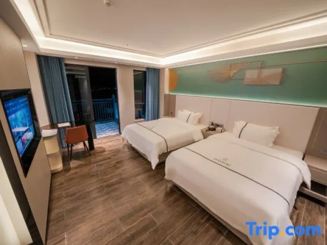 Standard Double room with balcony and with sea view
