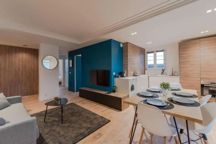 2 Bedrooms Apartment