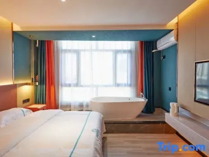Standard Double room with view