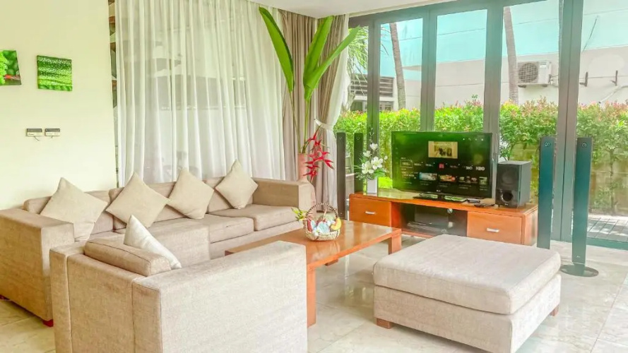 Sunny Beach Villa