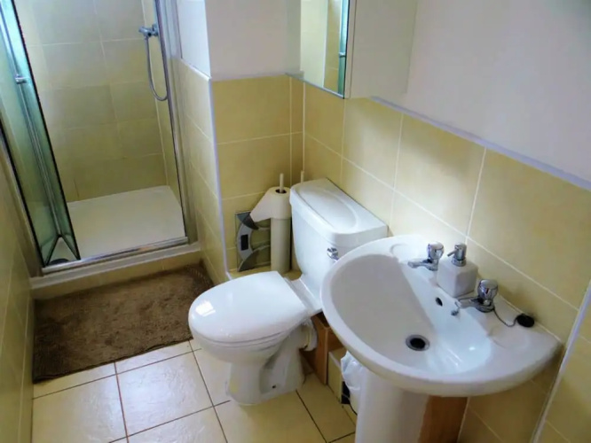 2 Bedroom Apartment in Edinburgh Sleeps 4