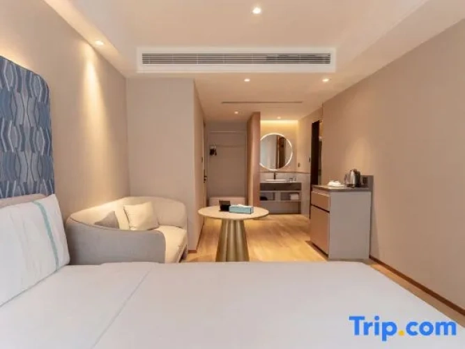 Deluxe Twin Family room