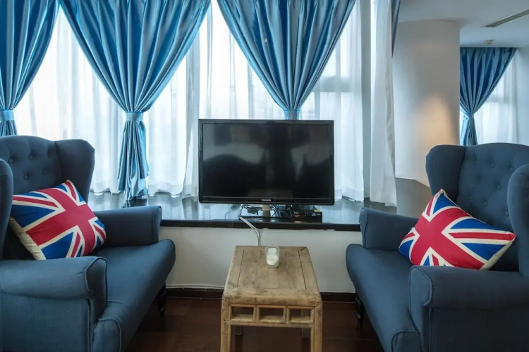 Deluxe Suite
