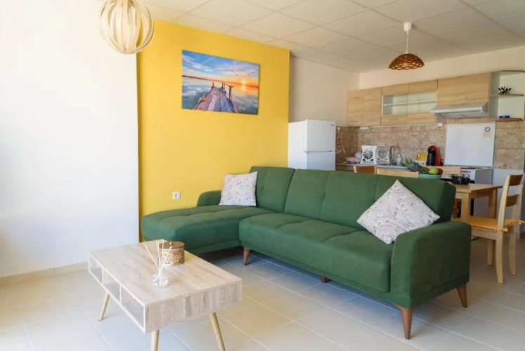 Amelia 3 Luxury Apartments