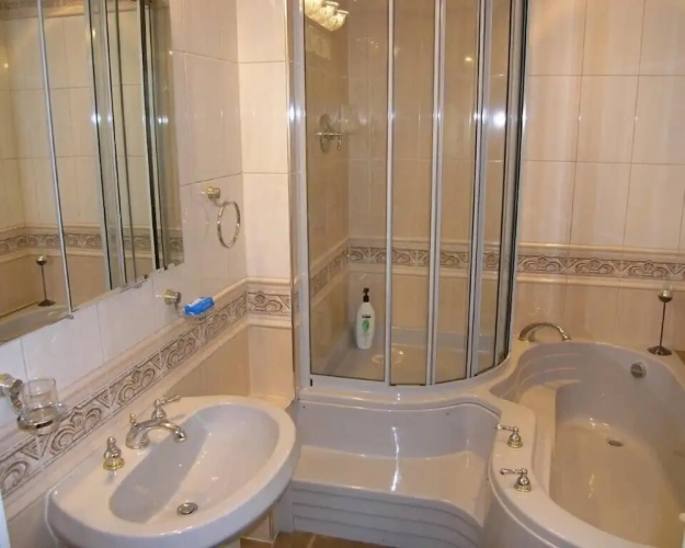 Comfort room