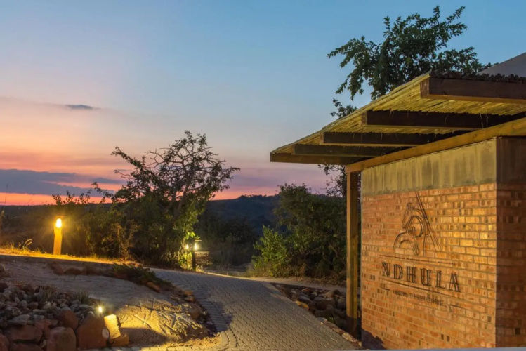 Ndhula Luxury Tented Lodge