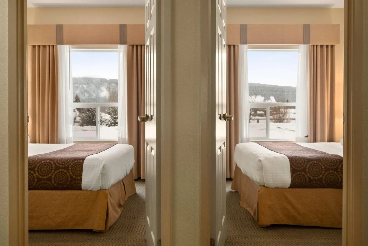 2 Bedrooms Quadruple Suite