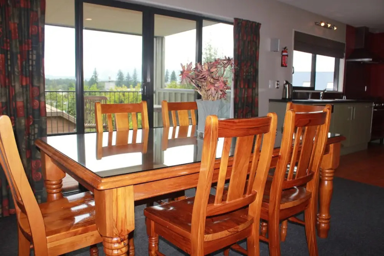 35b Denby Place