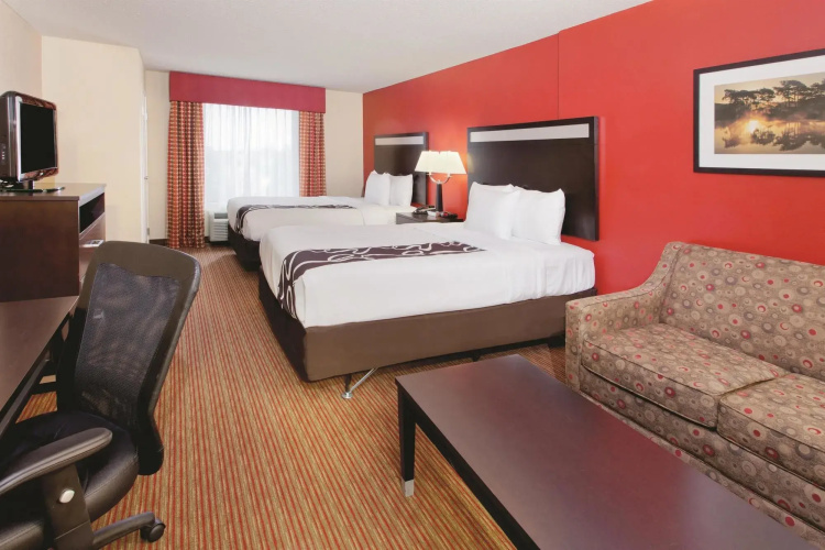 Quality Suites Warner Robins