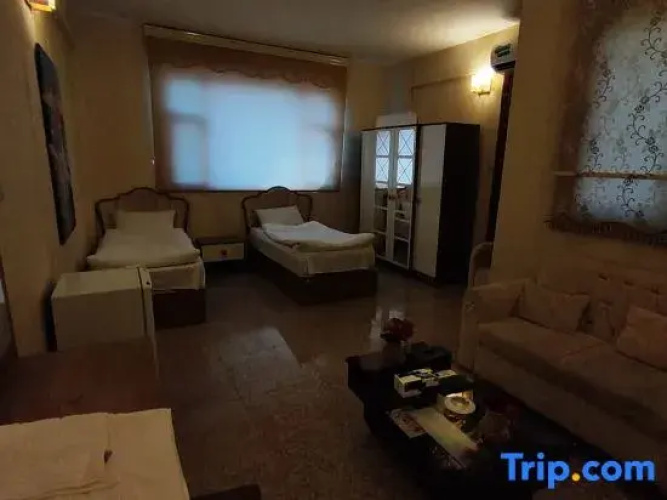 Italian House Hotel
