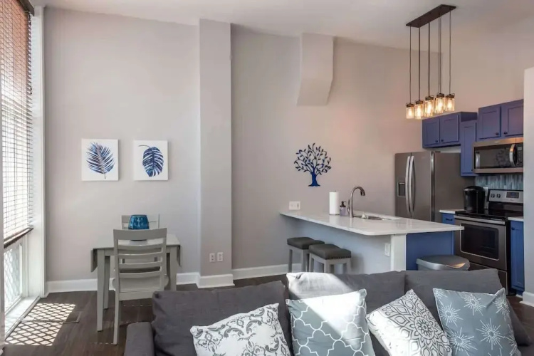 Heart of Mainstrasse Suites