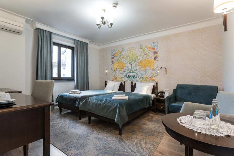 Hotel Ester