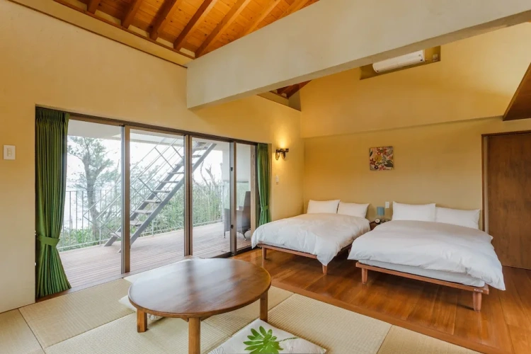 Standard Quadruple room with sea view