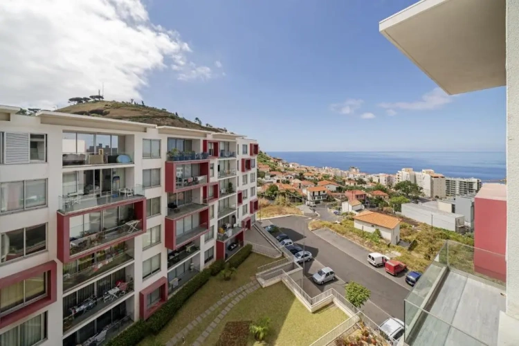 Apartment with balcony