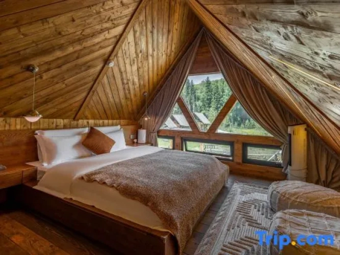 Standard Double room with view