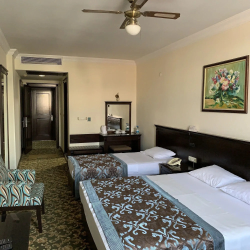 Omur Hotel
