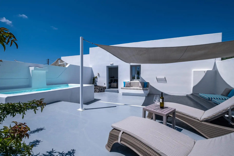 Majestic Sky Suites