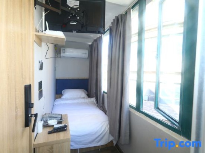 1 Bedroom Standard Twin room