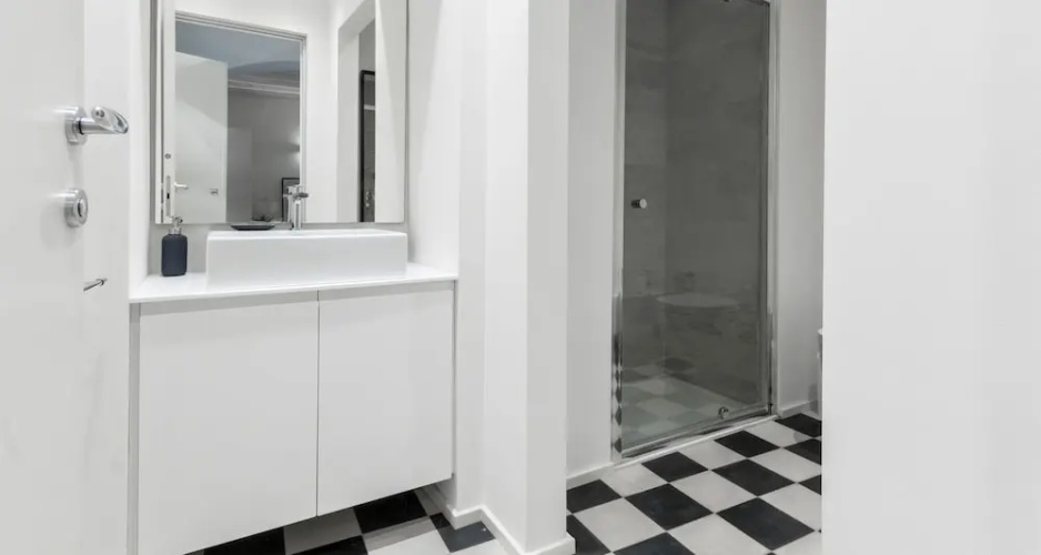 JOIVY Superb Studio For 2, 10Mins From Duomo