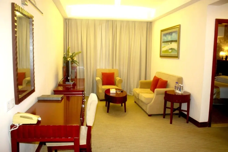Deluxe Double Suite